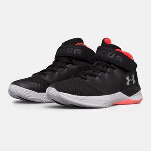 Under Armour Boys UA Get B Zee 1299028-001 NWB